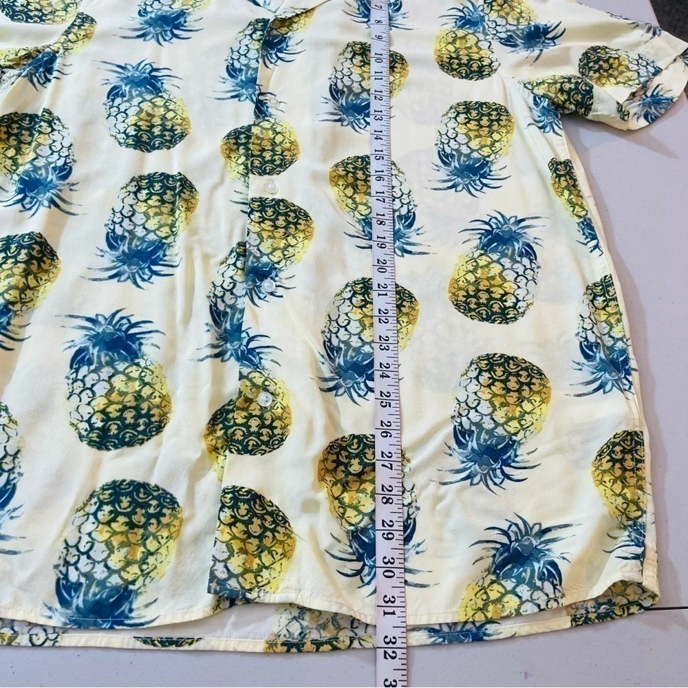 Banana Republic Pineapple Print Slim Soft Resort Shirt Size Large Yellow/Blue